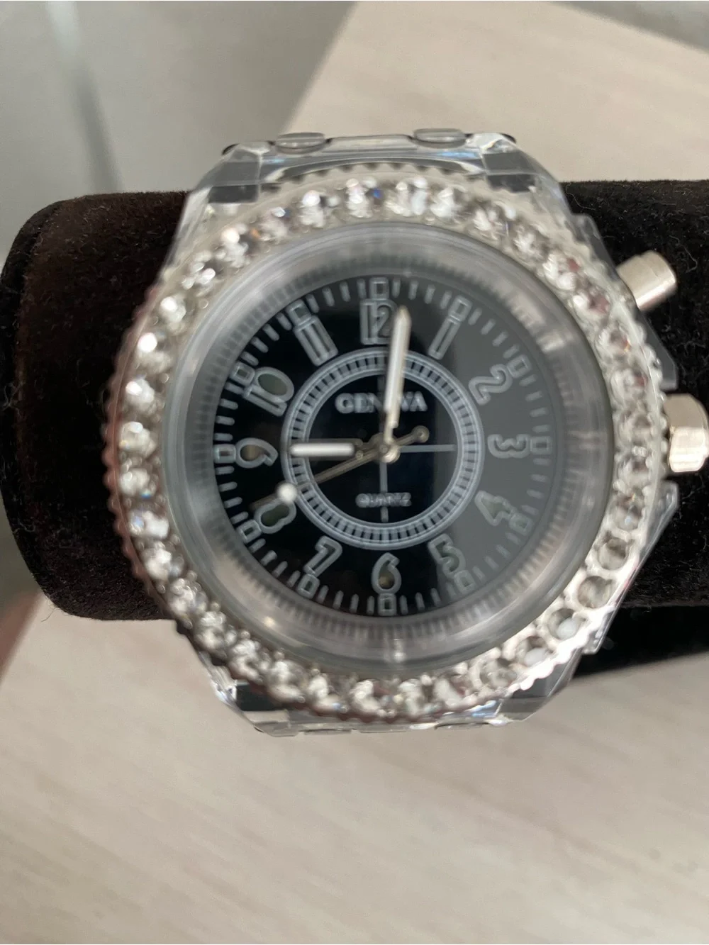 Geneva Black Dial Silver Crystal Bezel Fashion Watch